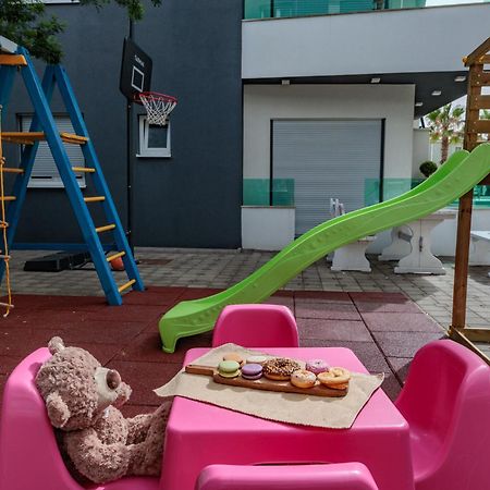 Villa Eni Бибине Екстериор снимка
