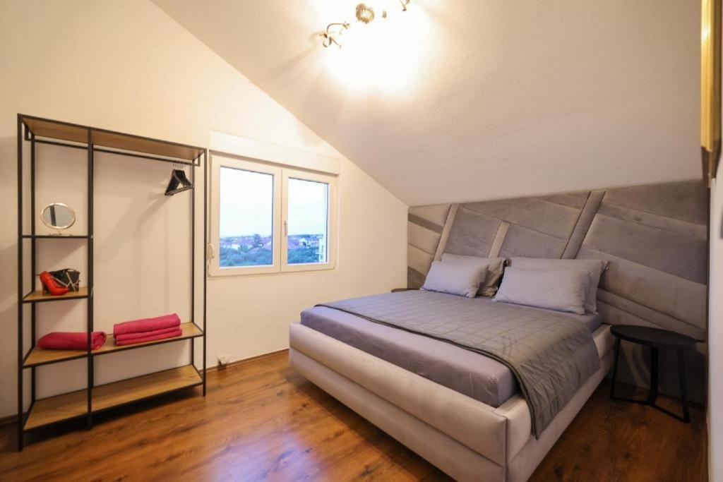Villa Eni Бибине Екстериор снимка