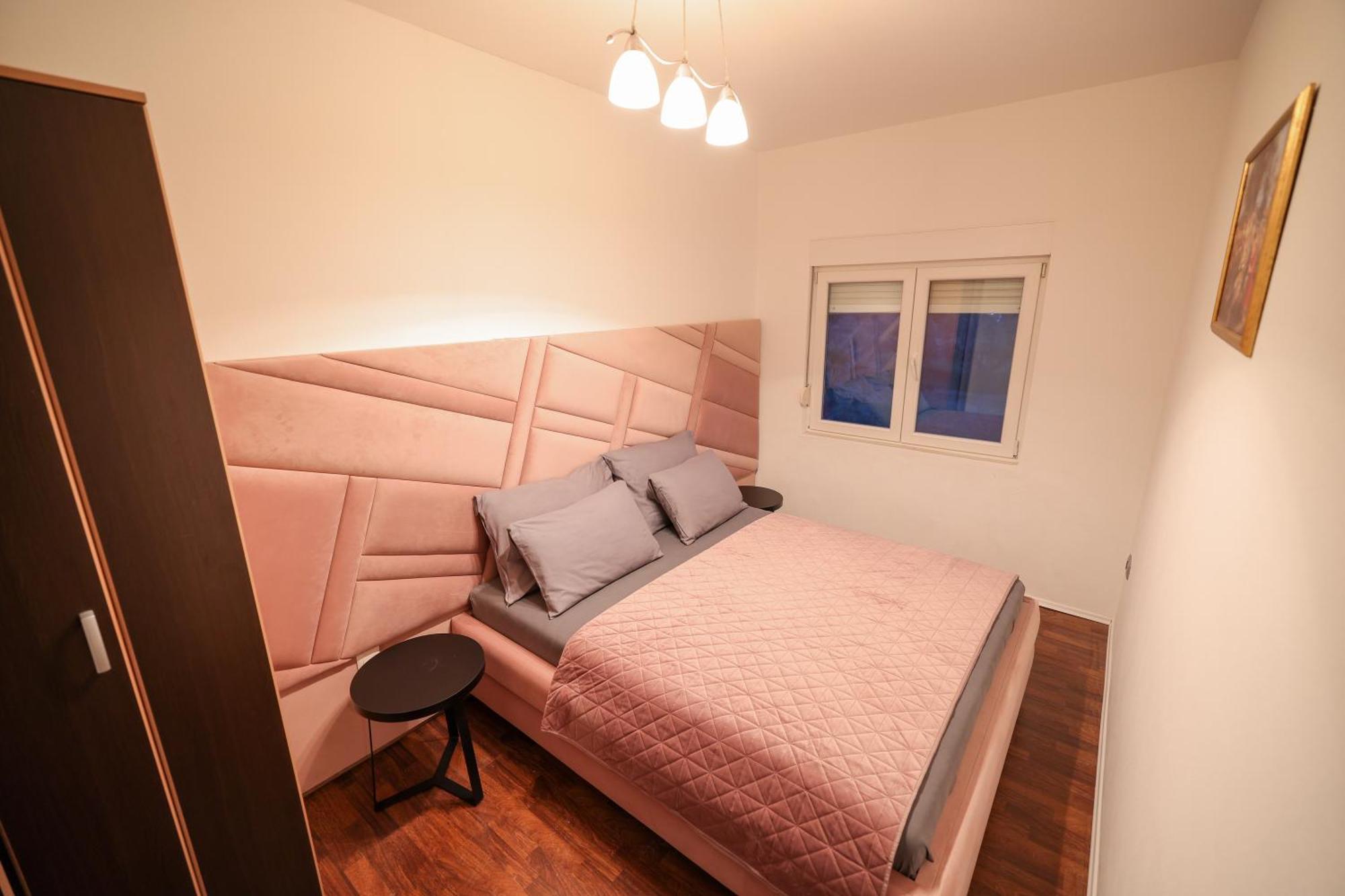 Villa Eni Бибине Екстериор снимка